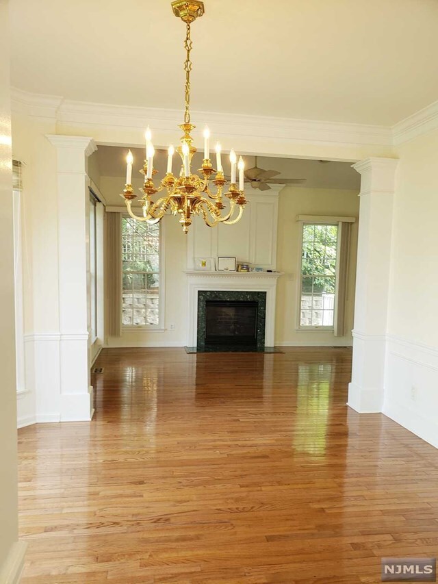 Foto del edificio - 8 Thistle Dr