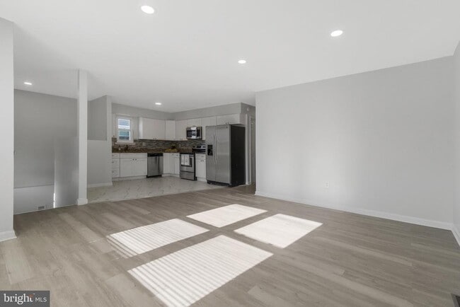 Foto del edificio - 5004 Roanoke Pl