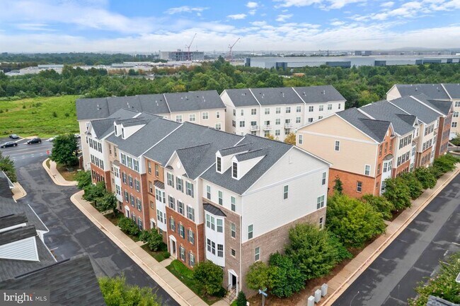 Building Photo - 22358 Concord Station Terrace