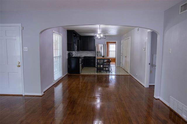 Building Photo - 517 Coolair Dr