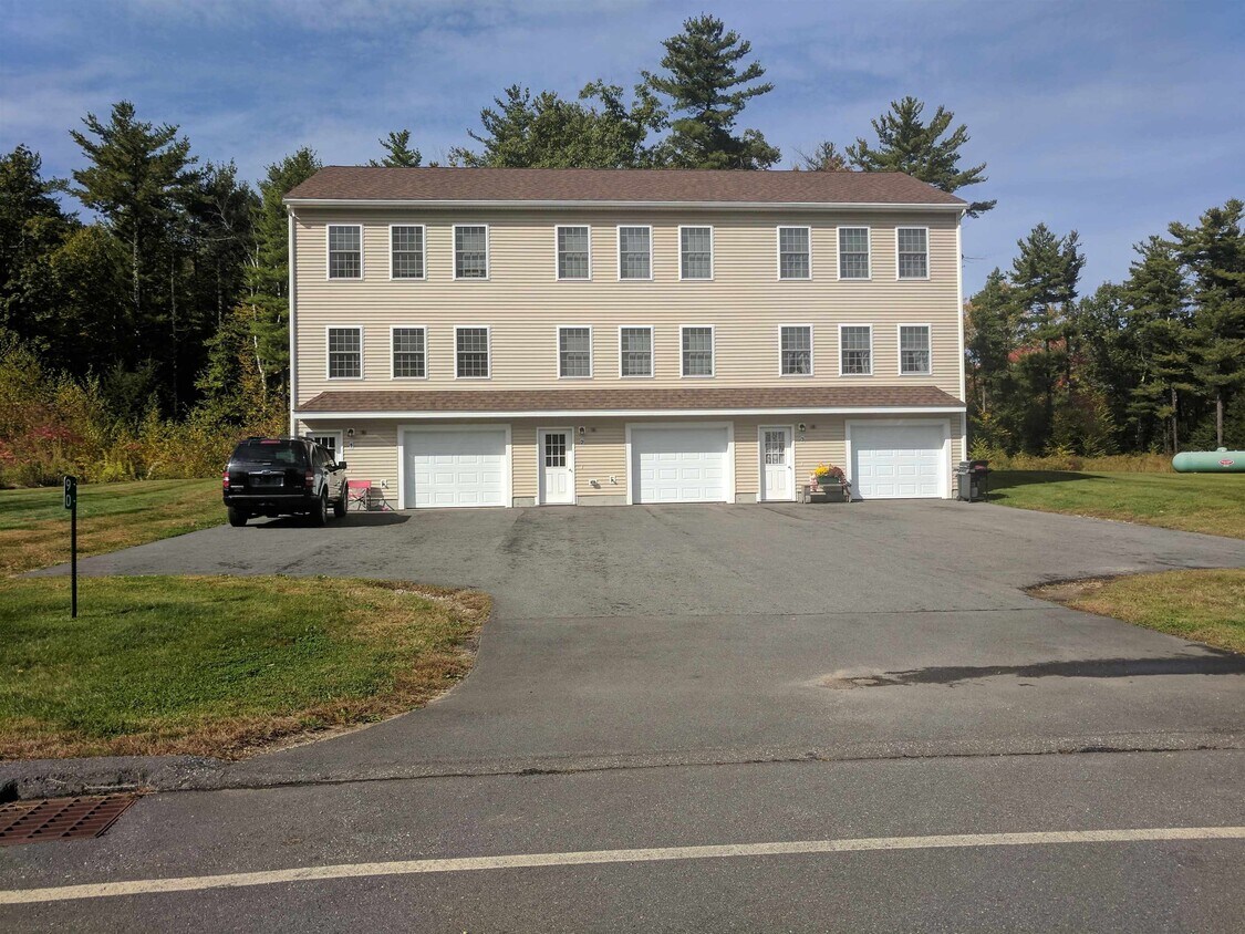 Primary Photo - 60 Eagle Ridge Rd