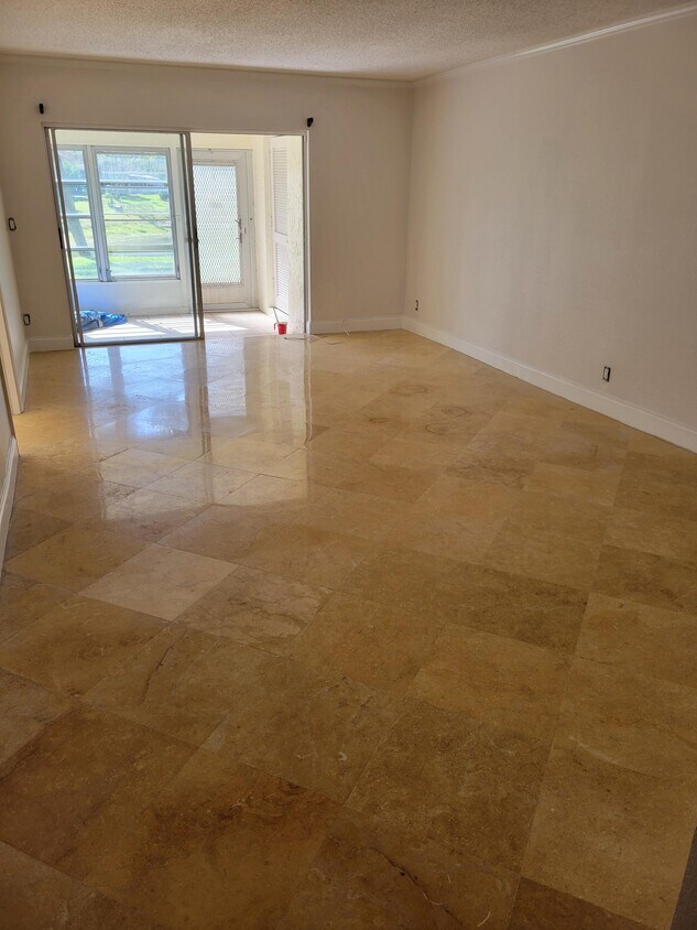 Primary Photo - 2700 Casita Way