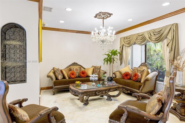 Building Photo - 655 Hibiscus Dr
