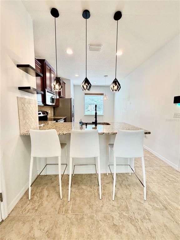 Building Photo - 13961 River Willow Pl