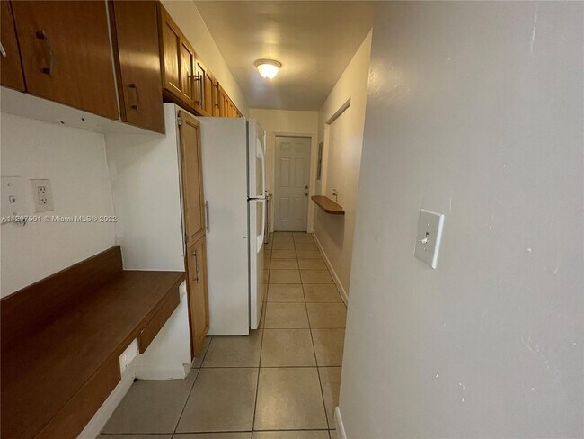 Foto del edificio - 1471 NE 170th St