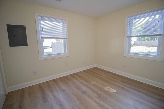 Foto del edificio - South Colonie Schools 3BR 1BA