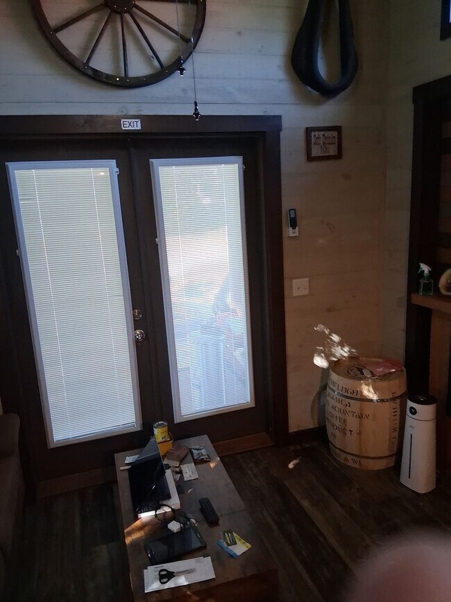 Foto del edificio - Charming 1BR House in Flat Rock