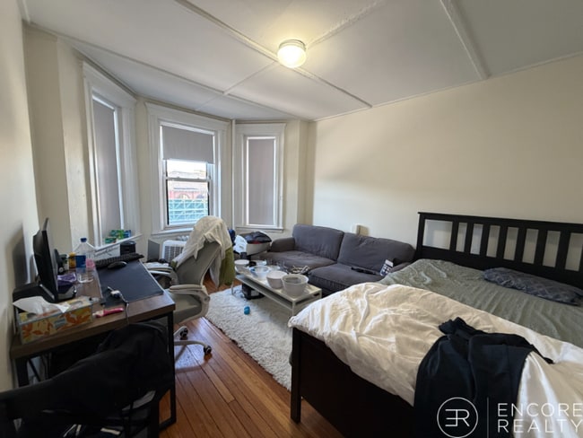 Photo - 1175 Boylston St Apartment