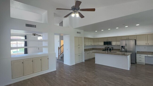 Building Photo - 1231 N Firehouse Ct