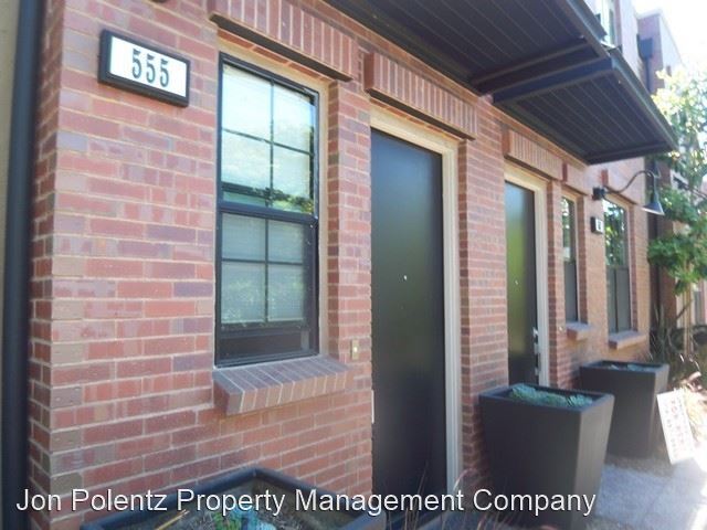 Building Photo - 3 br, 2.5 bath Apartment - 555 W. Maple Ave.
