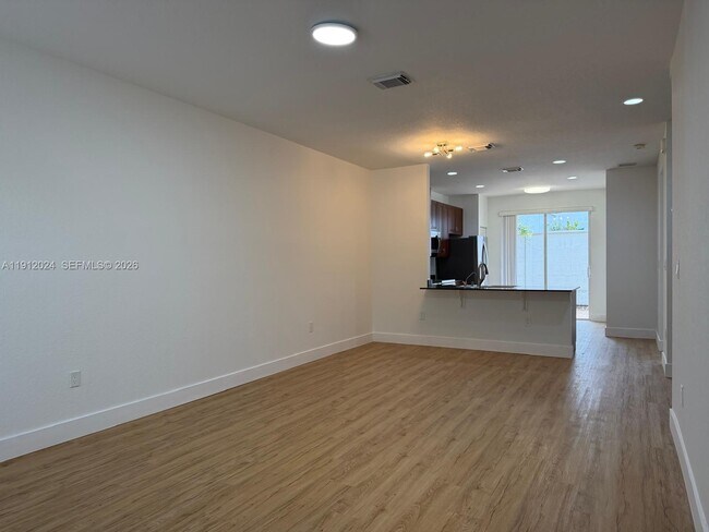 Building Photo - 14934 SW 41st Ln