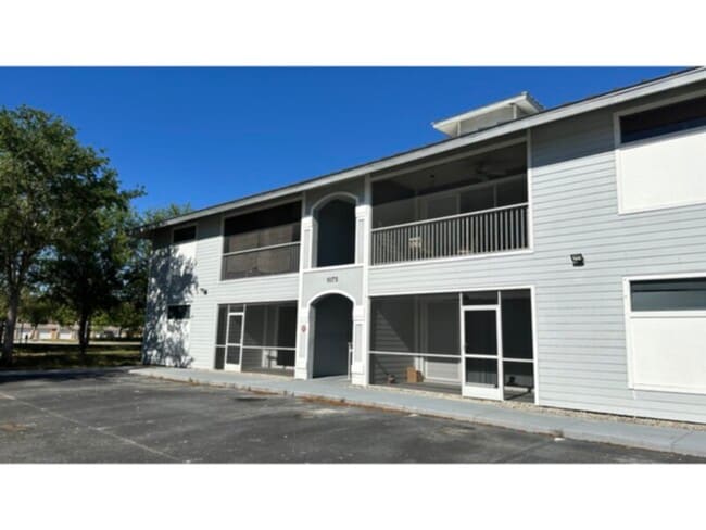 Foto del edificio - Application Fees Reimbursed Upon Move-In.First Floor! Water Included! Pine Key Condo
