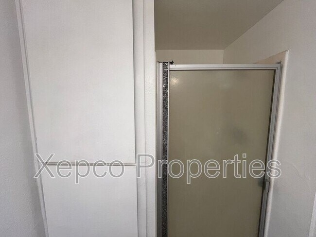 Foto del edificio - 556 E Chuckwalla Rd