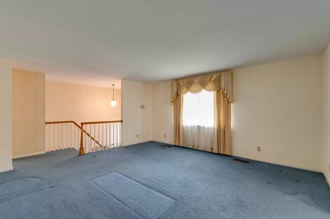 Building Photo - 4019 Belvoir Pines Dr
