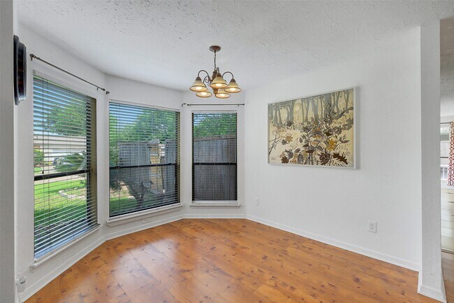 Foto del edificio - 3103 Ashford Bend Dr