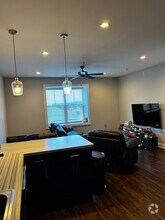 Building Photo - 970 Ridge Ave