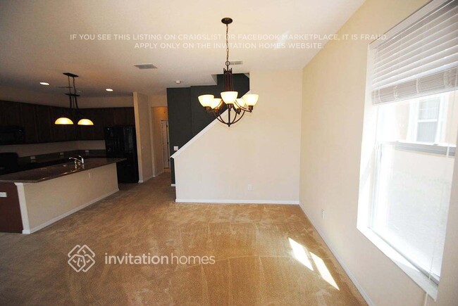 Building Photo - 6849 Sundrop St