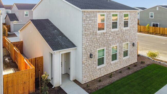 Foto del edificio - 4501 Stine Rd