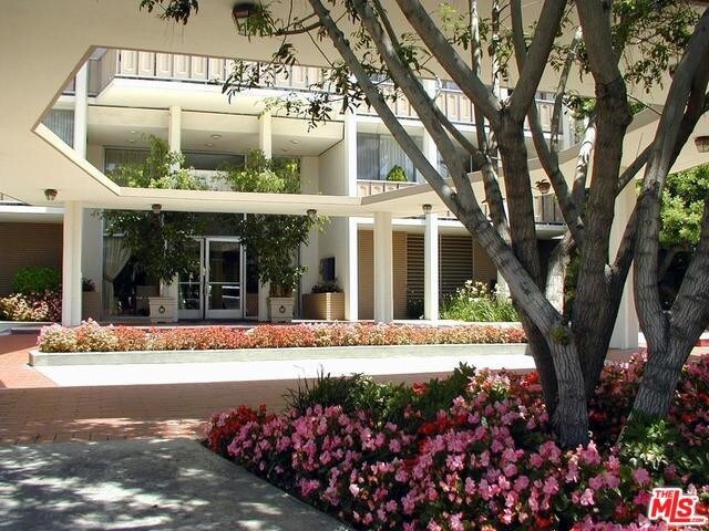 Foto del edificio - 4455 Los Feliz Blvd