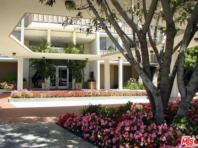 Building Photo - 4455 Los Feliz Blvd