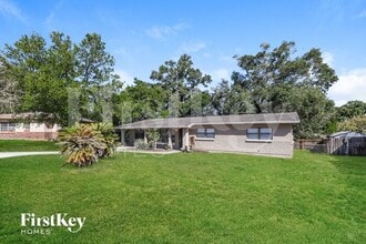 Building Photo - 3408 E Knollwood St