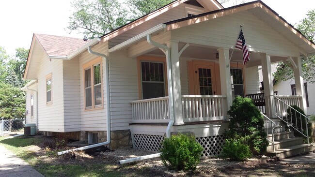Foto del edificio - 1132 Southwest Medford Avenue