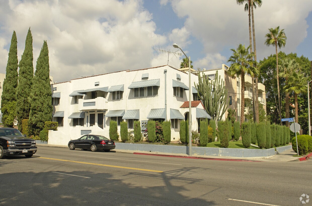 Foto principal - 7351 Fountain Ave