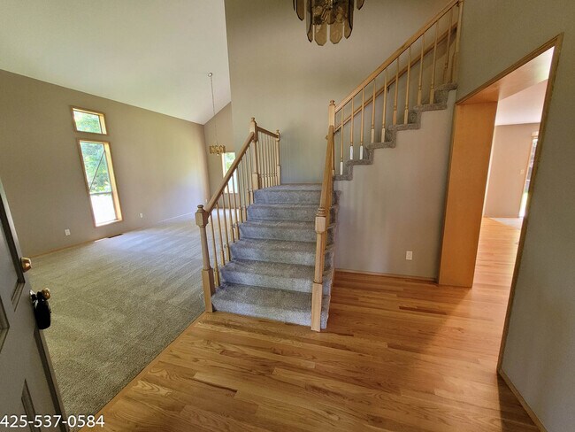 Foto del edificio - 16999 NE 37th Pl