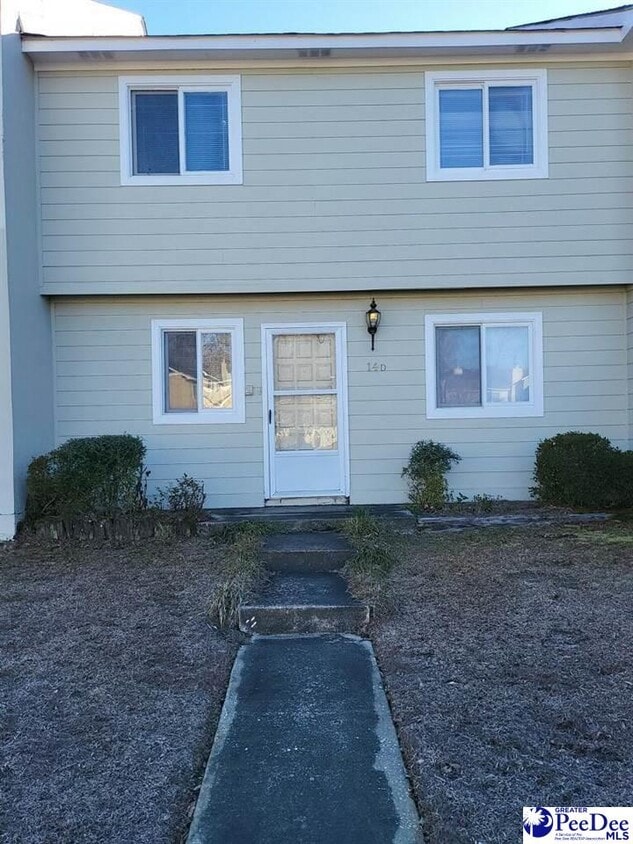 Primary Photo - 700 S Cashua Dr