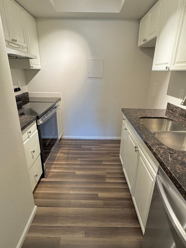 Photo - 3Bd/1.75Ba Bellevue Condo