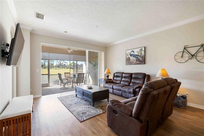 Foto del edificio - 5064 Mahogany Run Ave