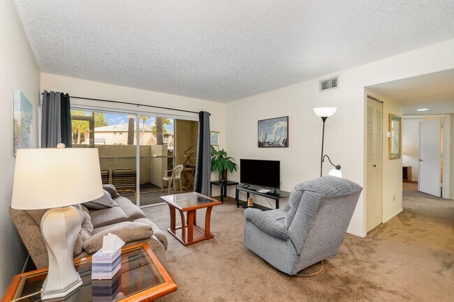 Foto del edificio - Furnished Seasonal Condo