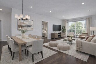 Building Photo - 536 Broadway