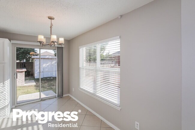 Foto del edificio - 4644 Cool Ridge Ct