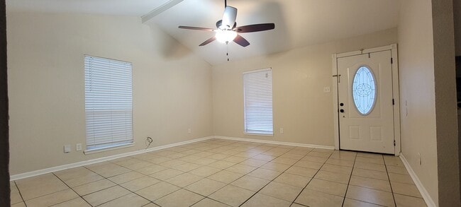 Building Photo - 5244 Larcade Dr