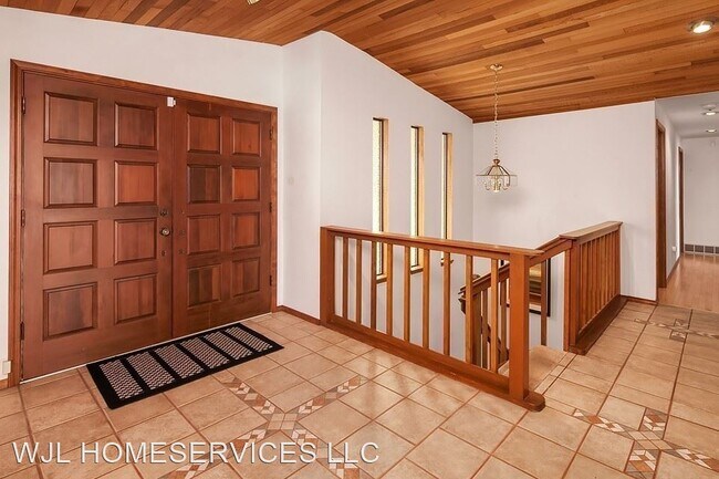 Foto del edificio - 5 br, 3 bath House - 14811 SE 50th St