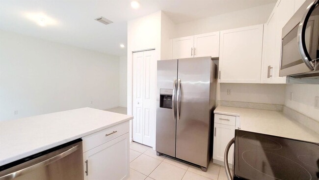 Building Photo - 28706 SW 133rd Ct