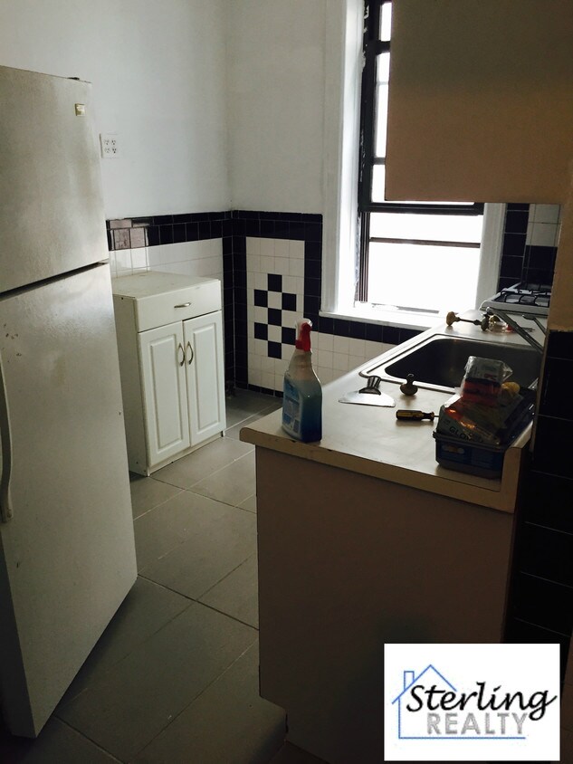 Foto principal - 18-21 Ditmars Blvd