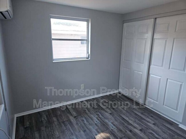Foto del edificio - 9413 Grandfield Rd