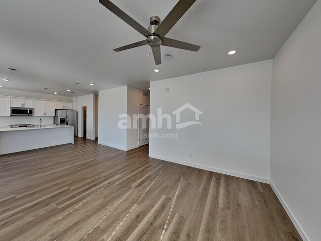 Foto del edificio - 20177 W Thomas Rd