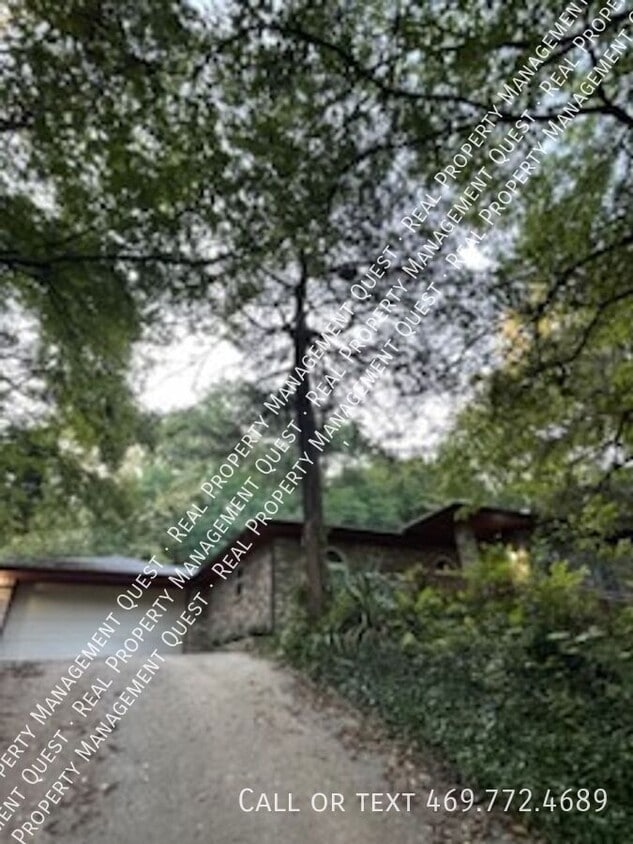 Foto del edificio - 1122 Jungle Dr