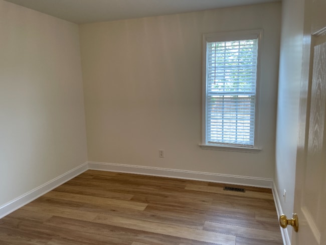 Foto del edificio - 1325 Sweetclover Dr