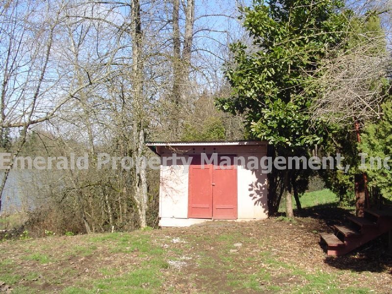 Foto del edificio - Riverfront 2+ bedroom/ 2 full bath manufactured home