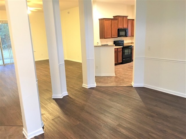 Building Photo - 4622 Glendas Meadow Dr