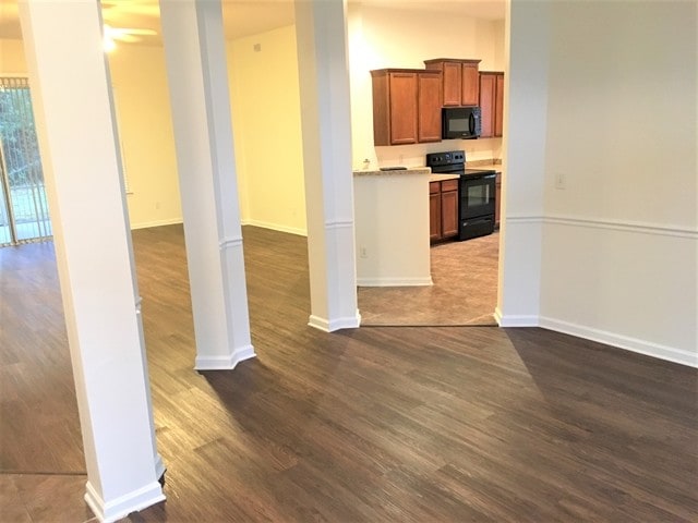 Foto del edificio - 4622 Glendas Meadow Dr