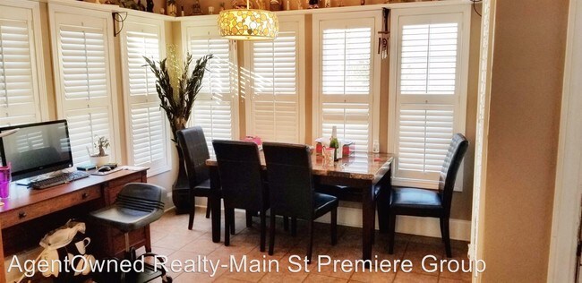Foto del edificio - 4 br, 3 bath House - 439 Lazy Hill Road