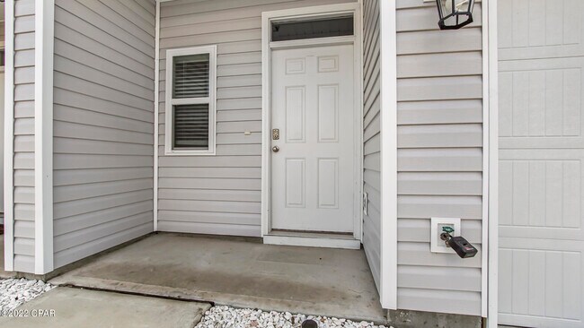 Building Photo - 5772 Callaway Cir
