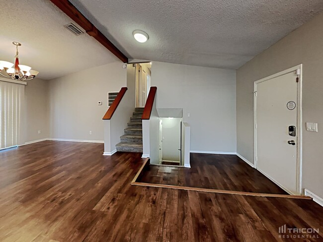 Building Photo - 705 Crimson King Trce