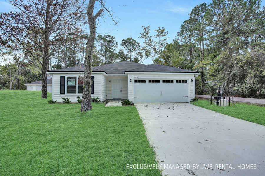 Foto principal - 5988 Moncrief Rd W