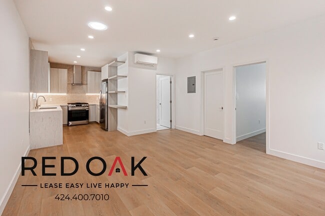 Foto del edificio - 1450 1/4 Holt Ave